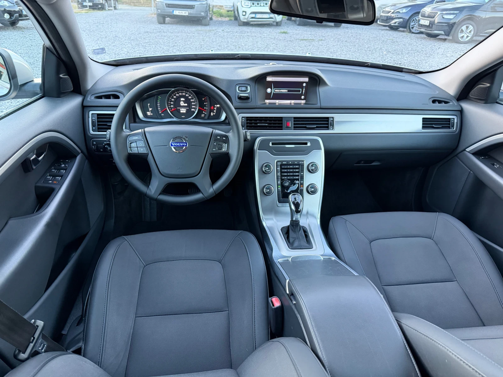 Volvo V70 III, 1.6 D2 (115 Hp) Automatic, Facelift, снимка 11 - Автомобили и джипове - 56015982