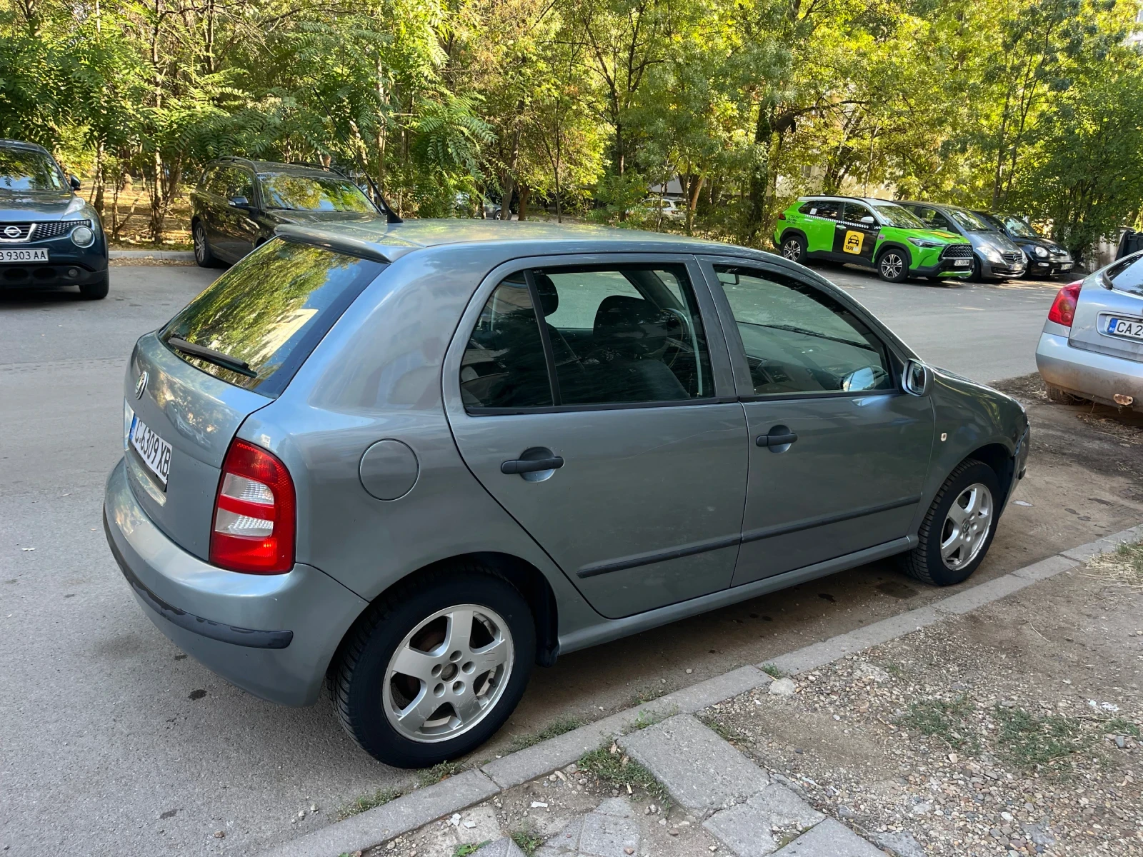 Skoda Fabia, снимка 5 - Автомобили и джипове - 56398473