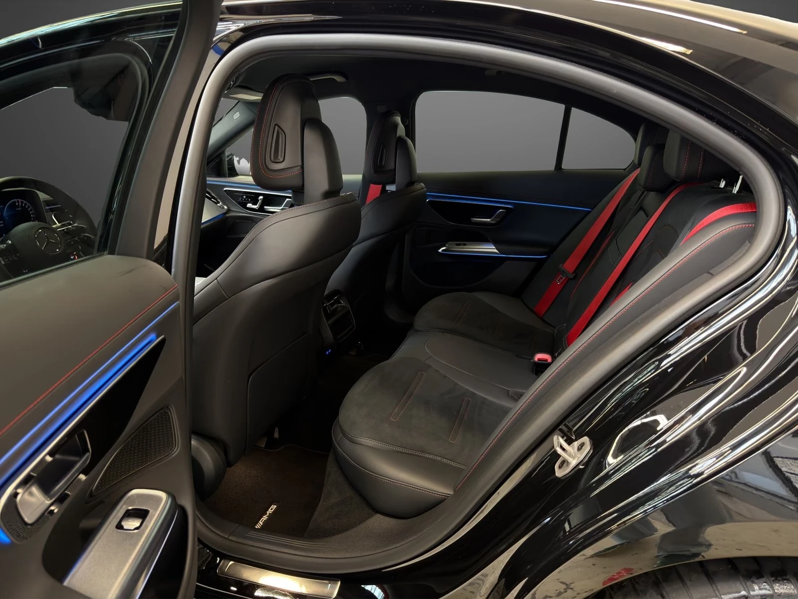 Mercedes-Benz E 53 AMG HYBRID / DYNAMIC PLUS / NIGHT / 4-MATIC / 360 / | Mobile.bg � ����������� 15