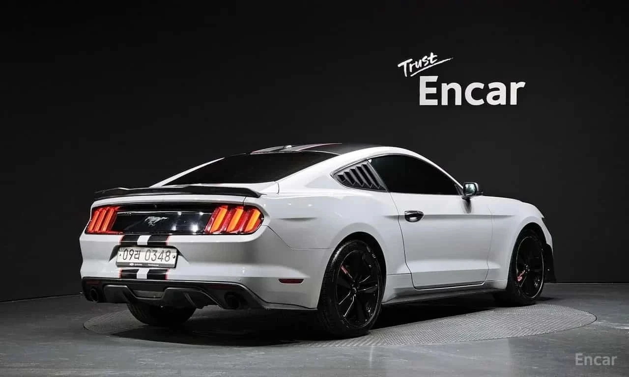 Ford Mustang, снимка 2 - Автомобили и джипове - 56689906