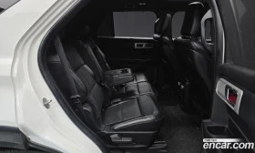 Ford Explorer 2.3 LimIted 4WD, снимка 17