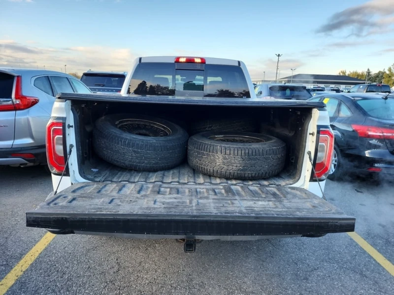 Gmc Sierra * SLT CREW CAB STD BED * CARFAX * БЕЗ ПЪРВОНАЧАЛНА, снимка 13 - Автомобили и джипове - 52991569