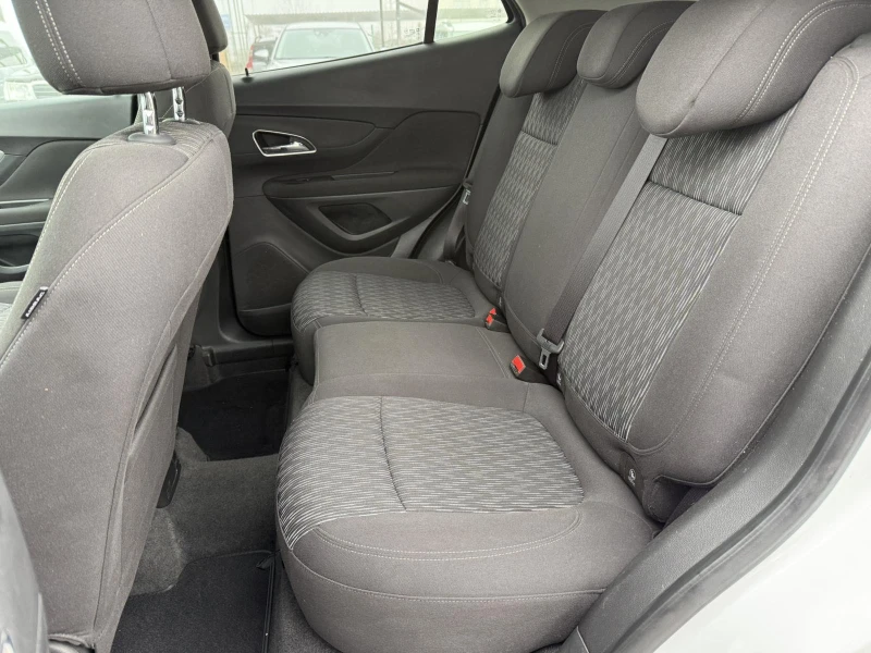 Opel Mokka 1.7CDTI 4x4 Euro-5B 131k.s., снимка 15 - Автомобили и джипове - 53455315