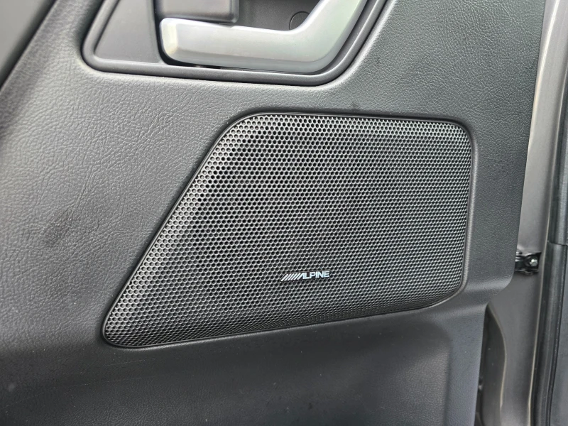 Land Rover Freelander Автоматик !! 4x4 !! Навигация !! Топ !!, снимка 10 - Автомобили и джипове - 53459828