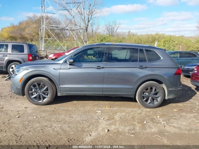 VW Tiguan 2.0T SE, снимка 14 - Автомобили и джипове - 48599613