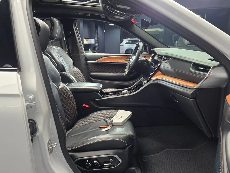 Jeep Cherokee L 3.6 Summit Reserve| 293к.с.| ВКЛ.ТЕХНОТЕСТ, снимка 11 - Автомобили и джипове - 55429207