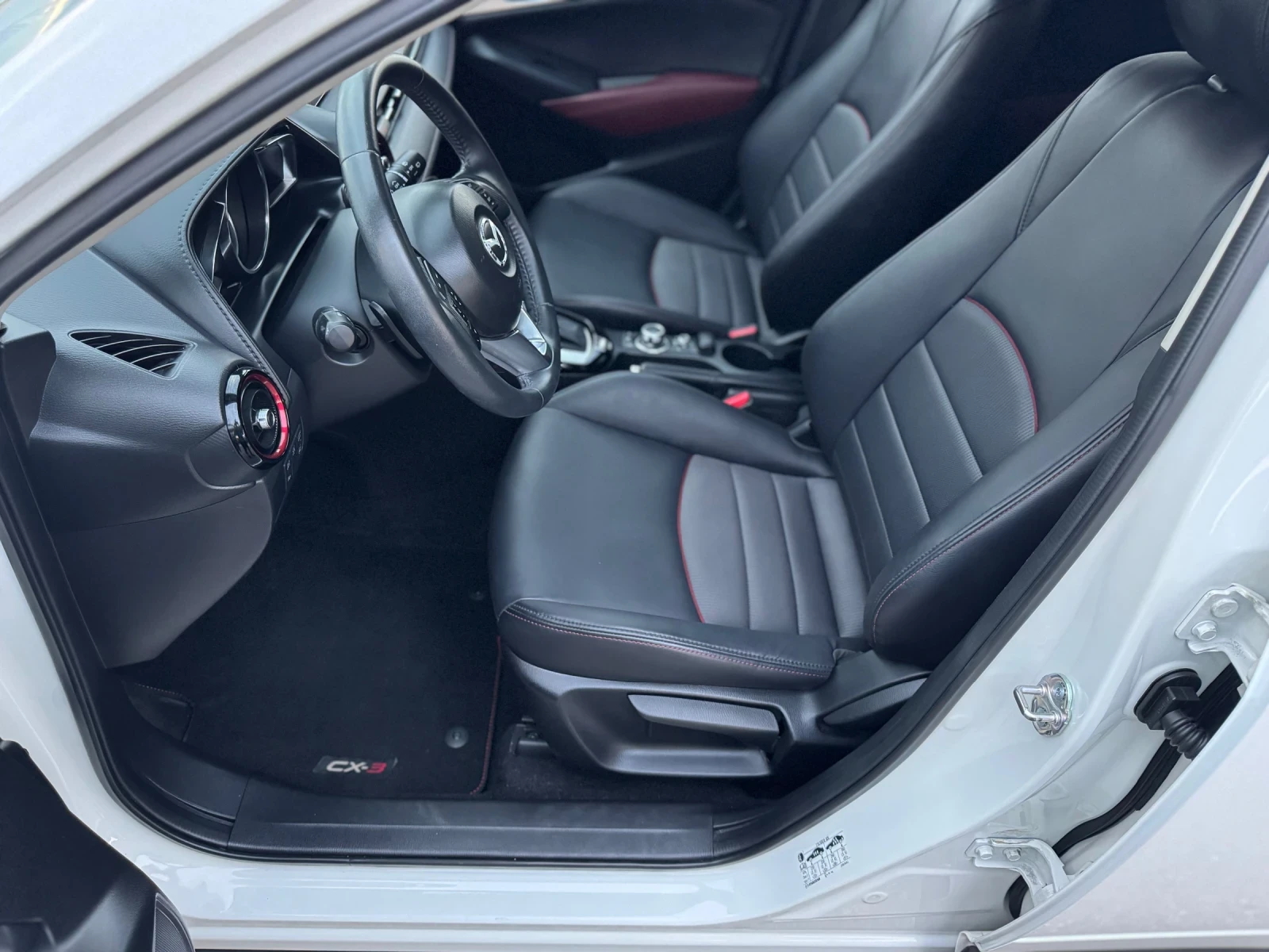 Mazda CX-3 2.0i 4WD Автоматик Bose/HeadUp/KeylessGo - изображение 8