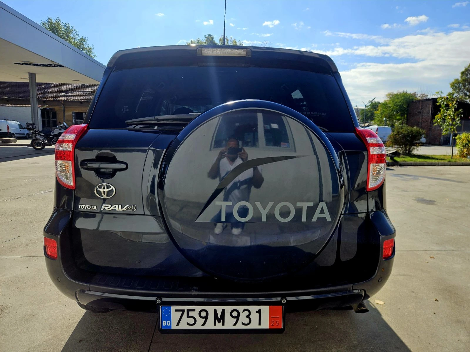 Toyota Rav4 2.2 D-4D Executive 150 кс - изображение 6
