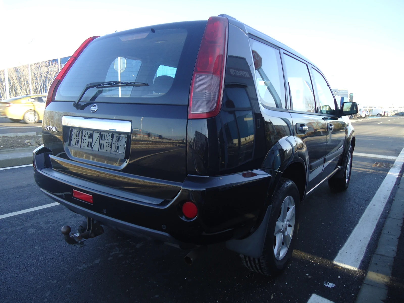 Nissan X-trail 2.0 140kc - изображение 2