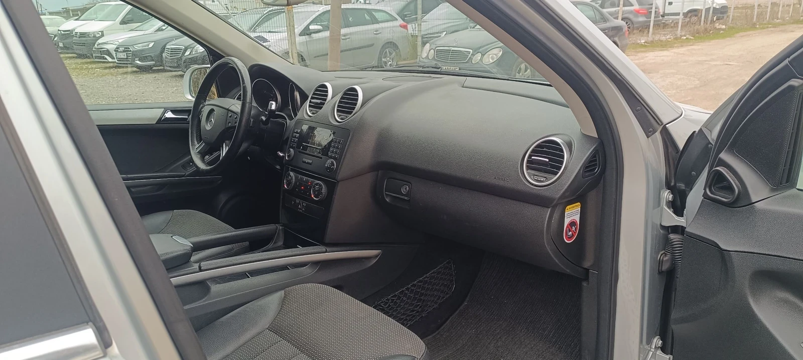 Mercedes-Benz ML 280 3.0CDI 190k.c, снимка 9 - Автомобили и джипове - 53803694