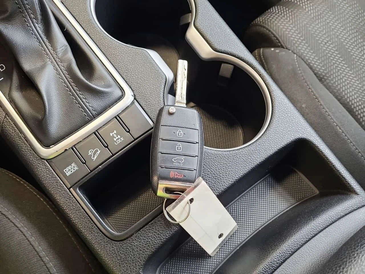 Kia Sportage * LX * АВТОКРЕДИТ БЕЗ ПЪРВОНАЧАЛНА ВНОСКА* , снимка 8 - Автомобили и джипове - 54684780