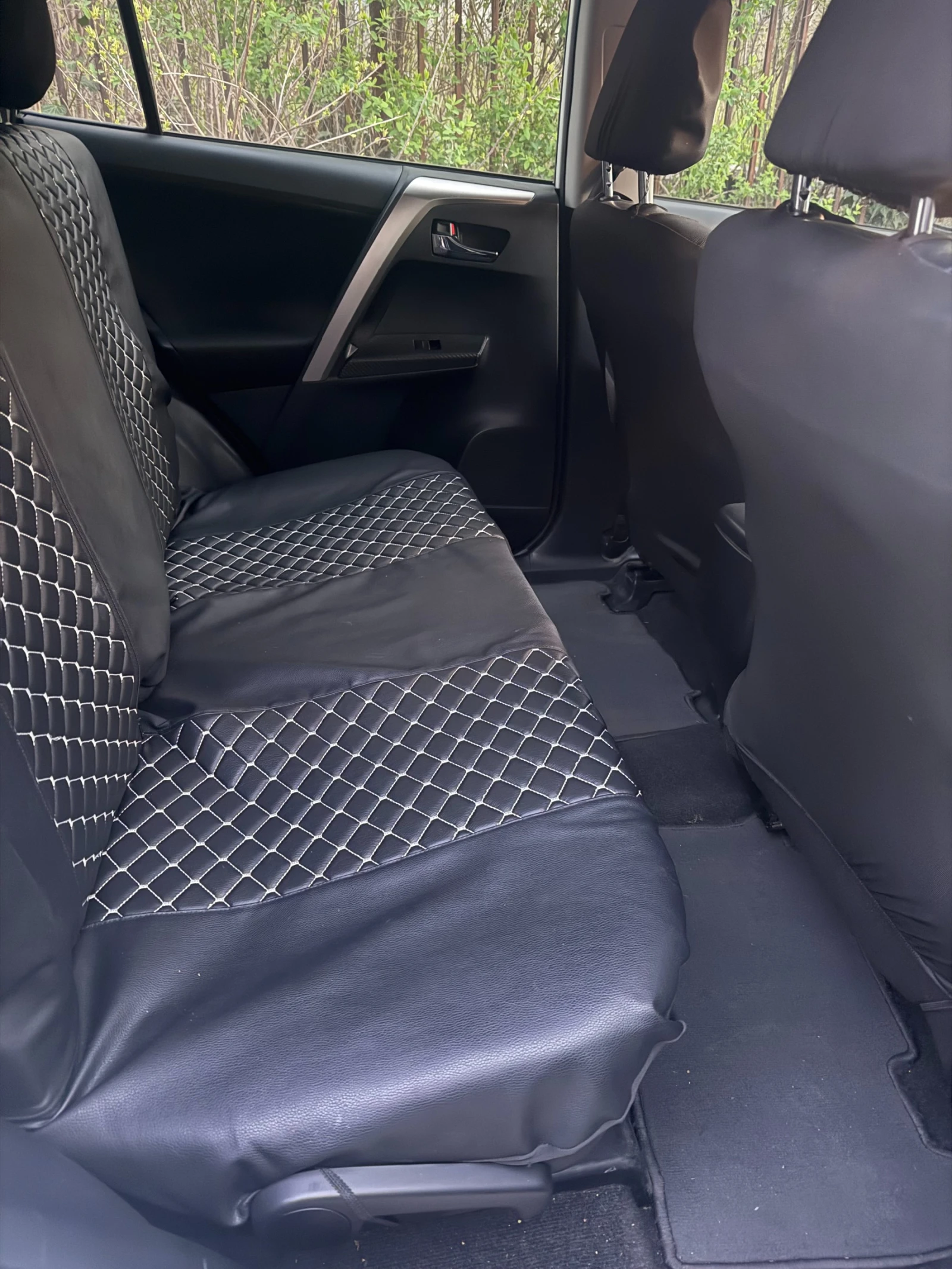 Toyota Rav4, снимка 6 - Автомобили и джипове - 54704194