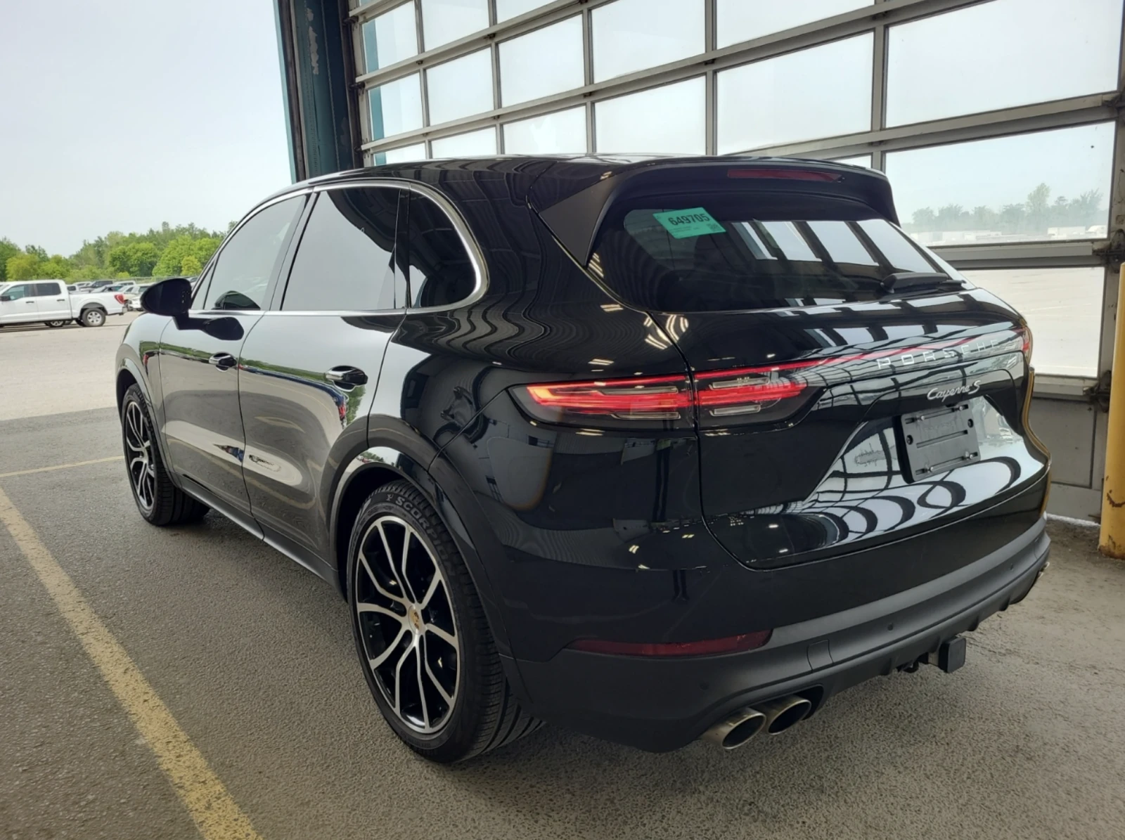 Porsche Cayenne 2019 Porsche Cayenne S, снимка 4 - Автомобили и джипове - 54816827