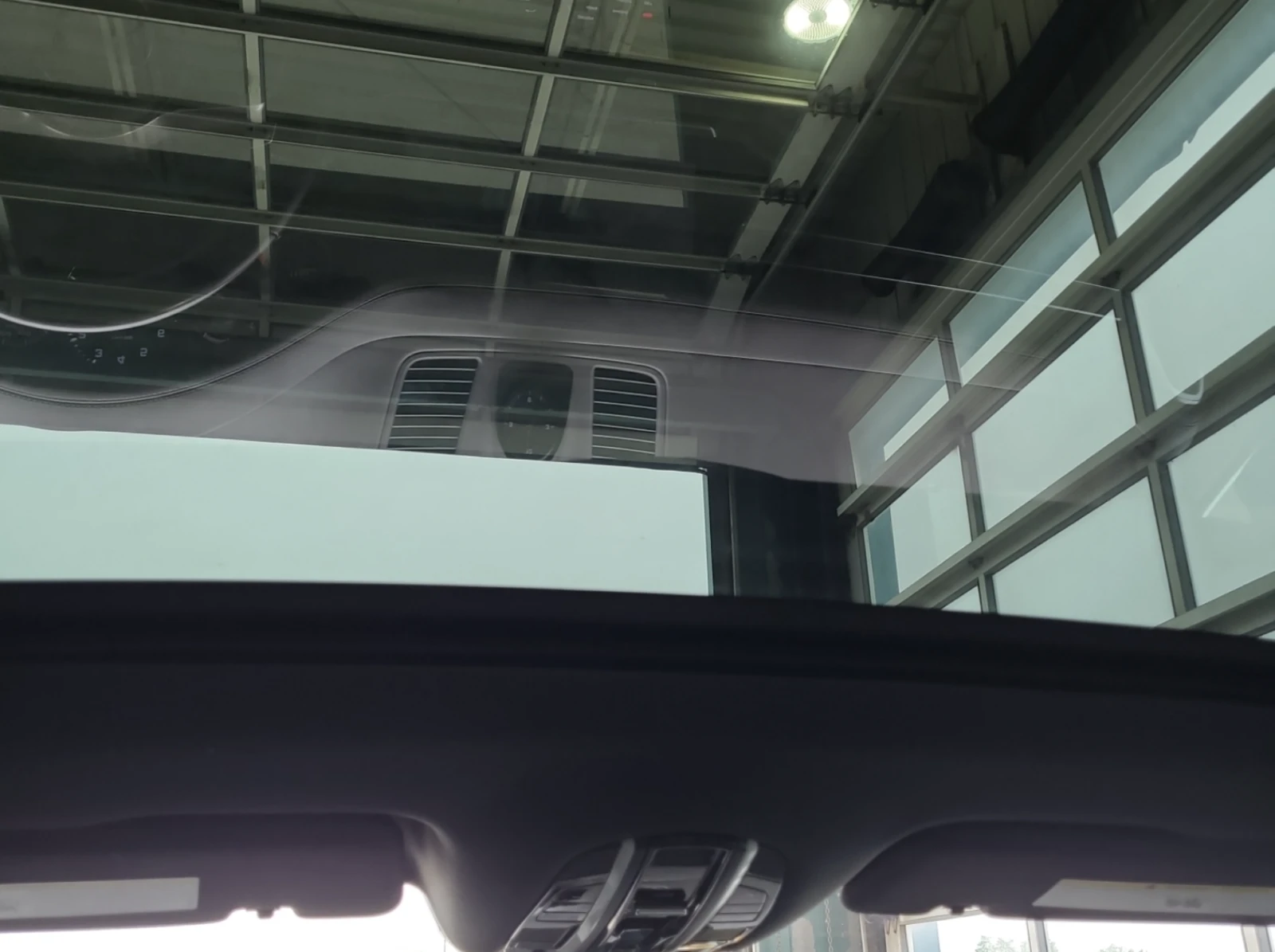 Porsche Cayenne 2019 Porsche Cayenne S, снимка 9 - Автомобили и джипове - 54816827