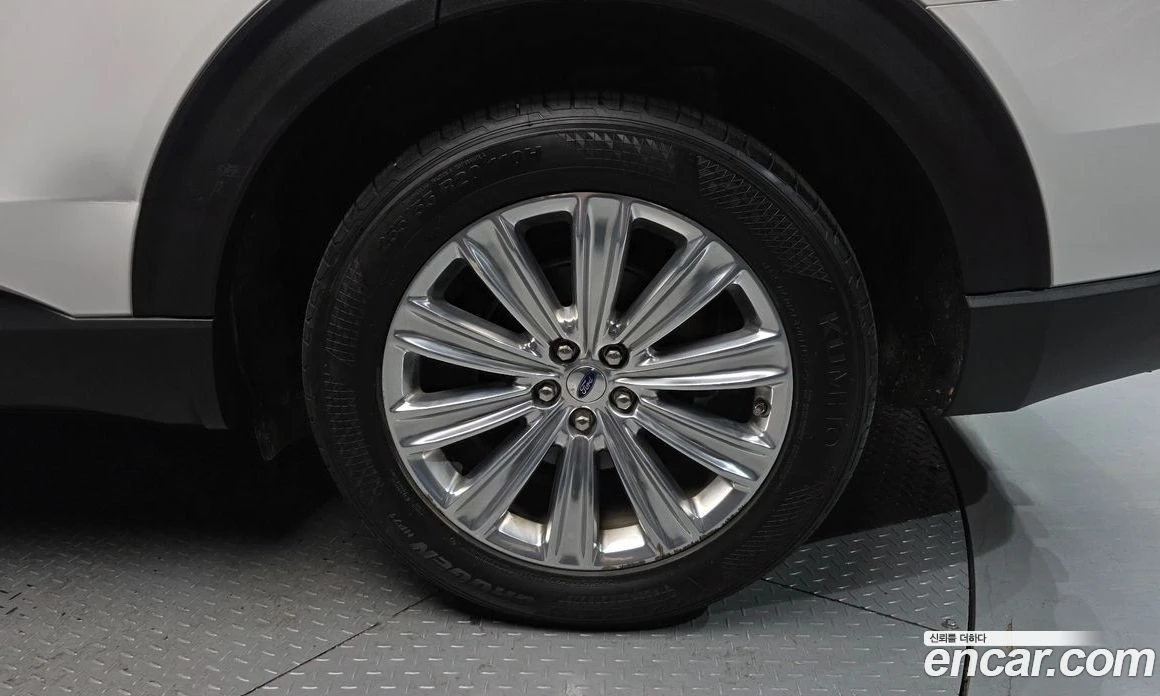Ford Explorer 2.3 LimIted 4WD, снимка 7 - Автомобили и джипове - 55907632