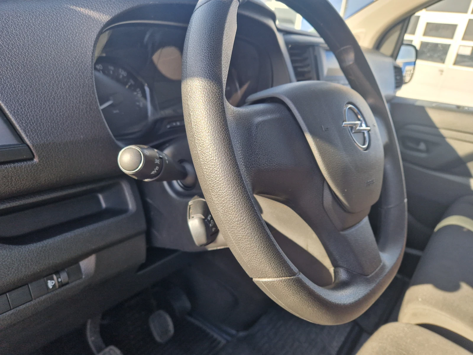 Opel Vivaro Hladilno do -5 1.5hdi -120k.s evro6B | Mobile.bg � ����������� 3