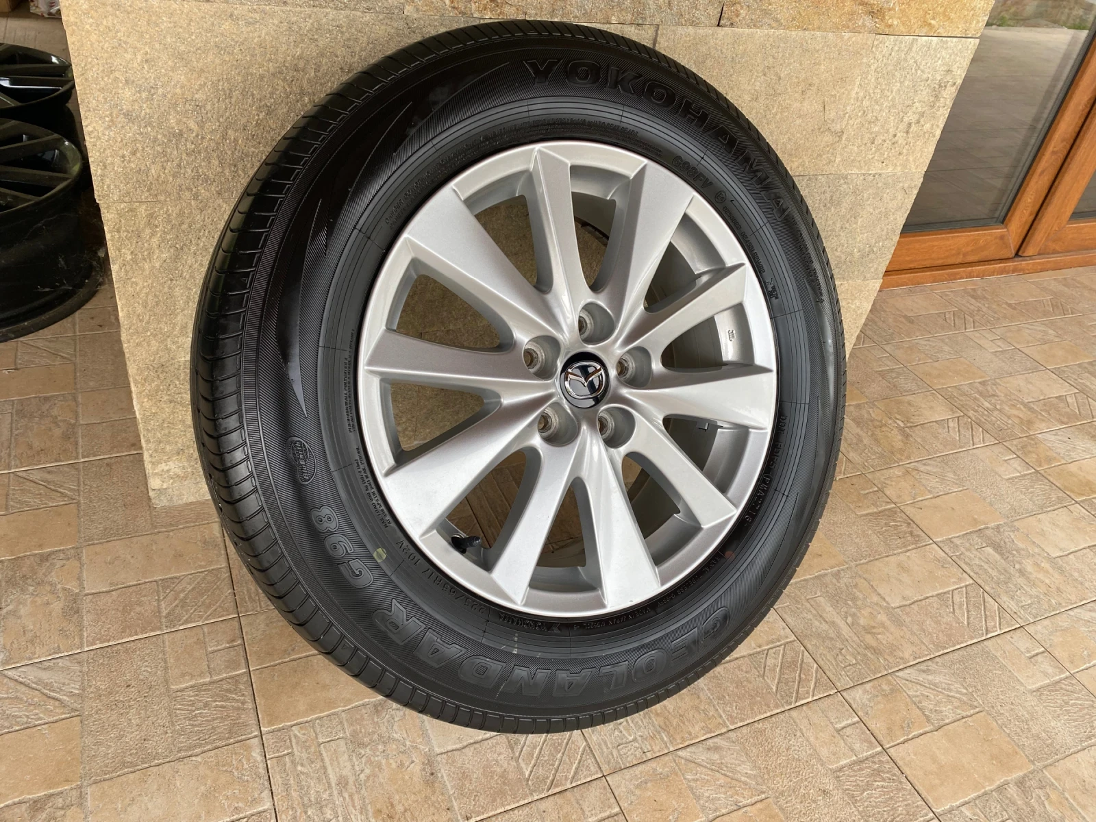 Гуми с джанти Yokohama 225/65R17, снимка 5 - Гуми и джанти - 55013535