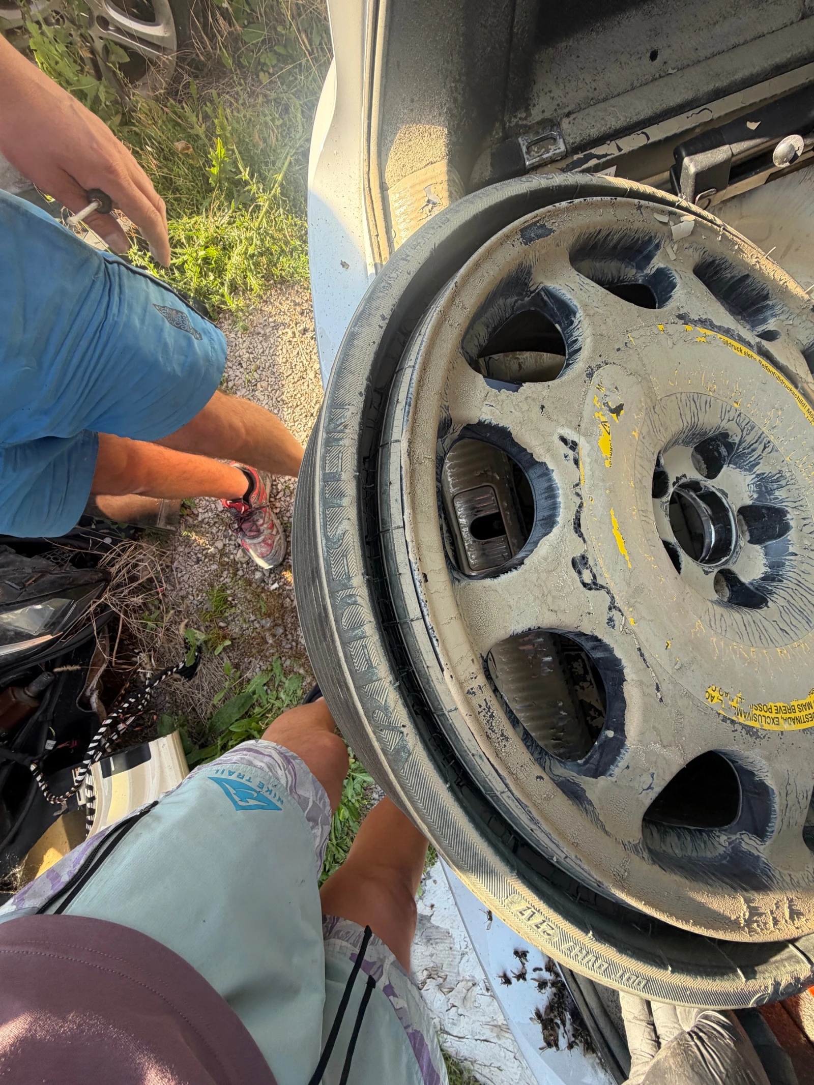 Гуми с джанти Vredestein 175/55R19, снимка 3 - Гуми и джанти - 55191869