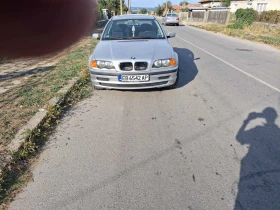 BMW 318, снимка 2