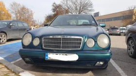  Mercedes-Benz 220
