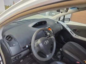 Toyota Yaris 2011g.1330куб.101к.с. - 7500 лв. - 16569787 9