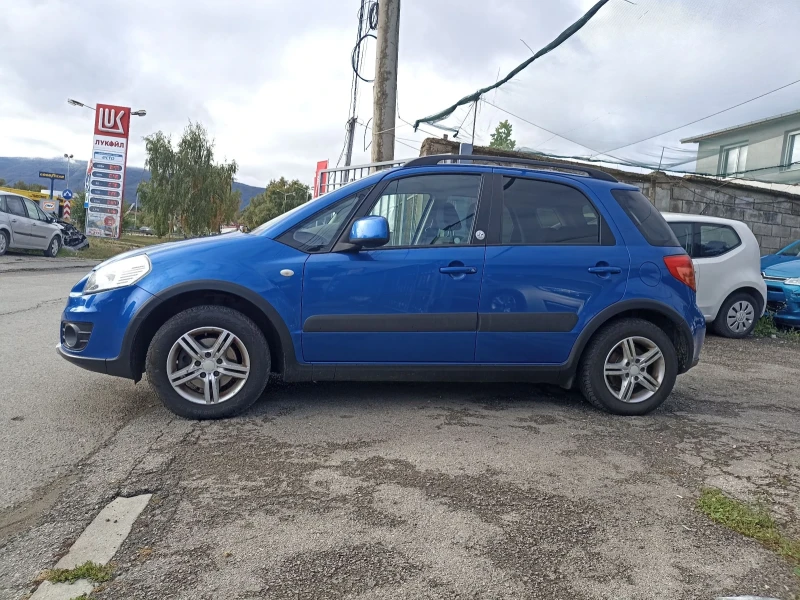 Suzuki SX4 1.6i 4X4 Bary edition, снимка 3 - Автомобили и джипове - 47383541