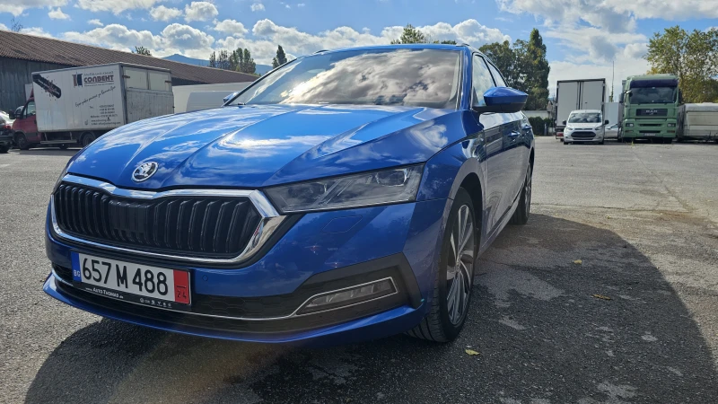 Skoda Octavia iV 1.4 TSi Plug-in Hybrid , снимка 2 - Автомобили и джипове - 47500294