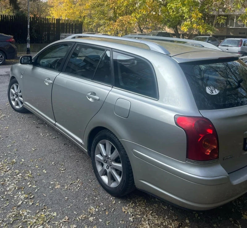 Toyota Avensis D-4D 2.0 116 hp. , снимка 4 - Автомобили и джипове - 48775108