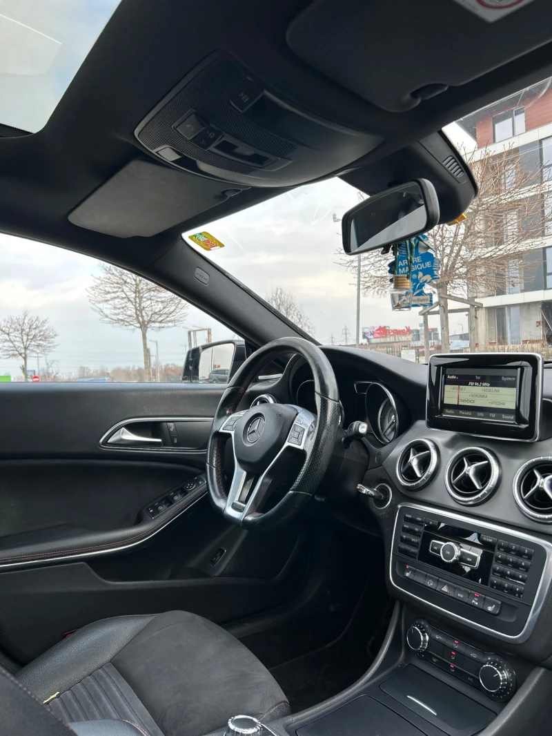 Mercedes-Benz CLA 220, снимка 13 - Автомобили и джипове - 49004682