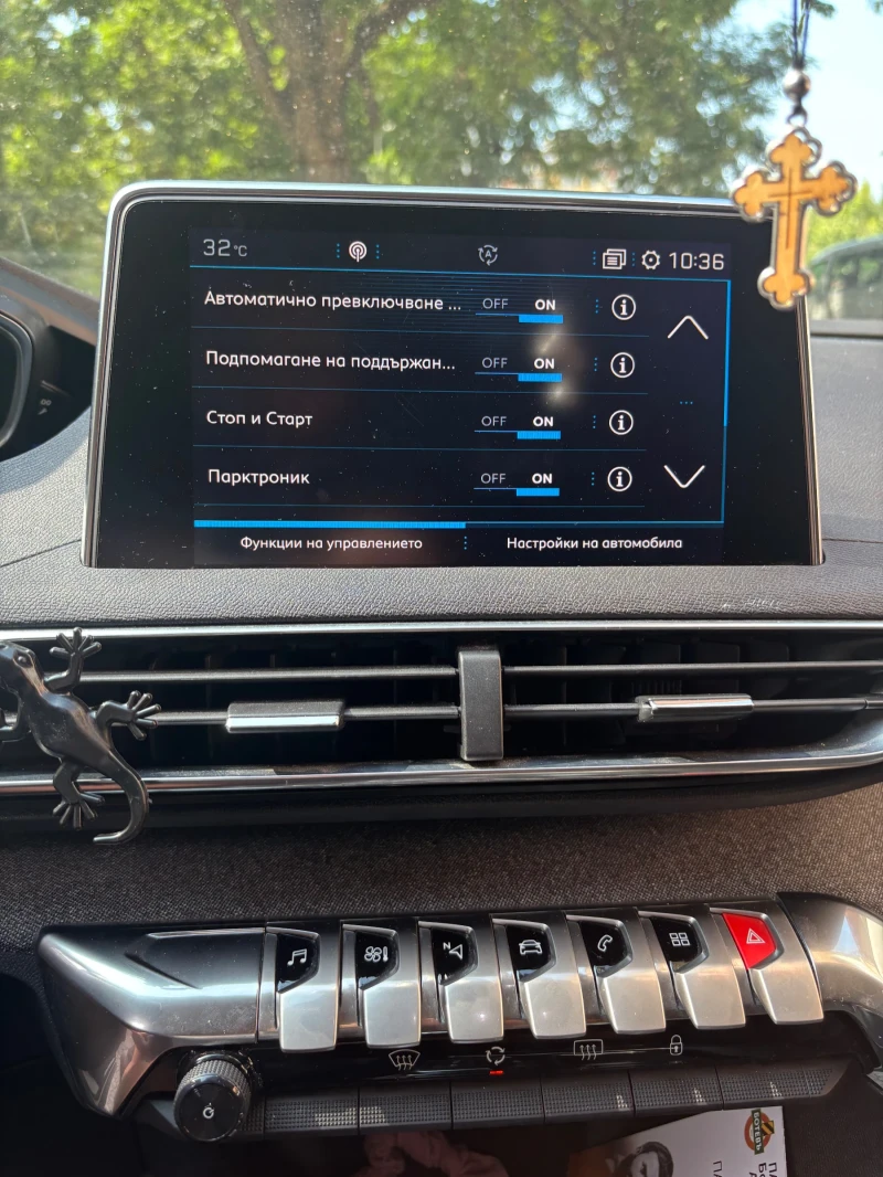 Peugeot 5008 1.6 BlueHDI, снимка 11 - Автомобили и джипове - 52095846