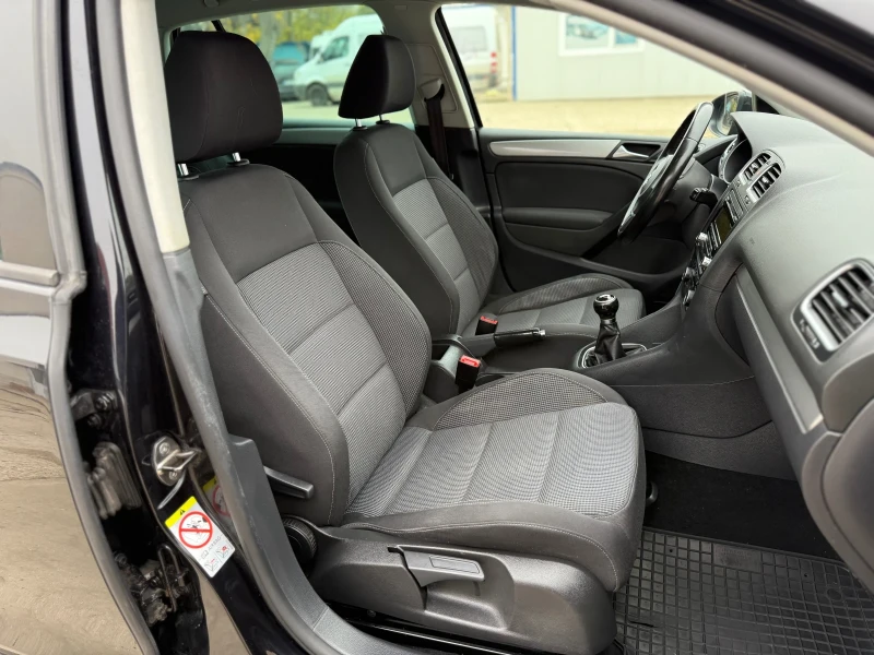 VW Golf, снимка 13 - Автомобили и джипове - 52445851