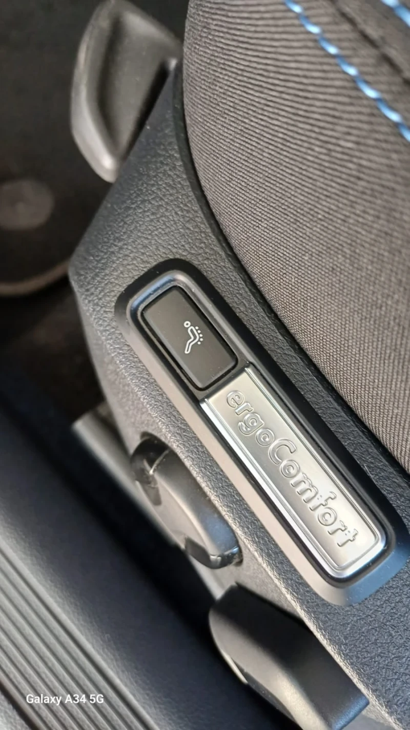 VW Passat, снимка 10 - Автомобили и джипове - 52605862