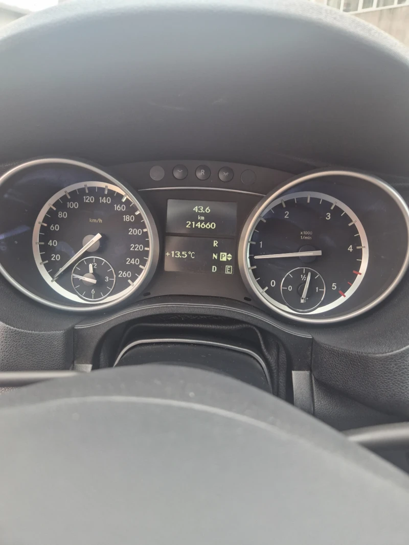 Mercedes-Benz R 350, снимка 9 - Автомобили и джипове - 52752248