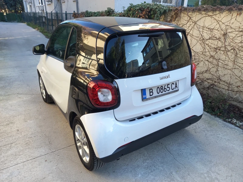 Smart Fortwo Passion, снимка 4 - Автомобили и джипове - 52918986