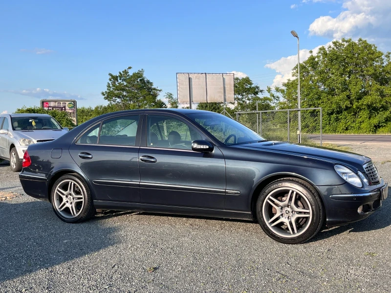 Mercedes-Benz E 200 Kompressor, снимка 5 - Автомобили и джипове - 52997730