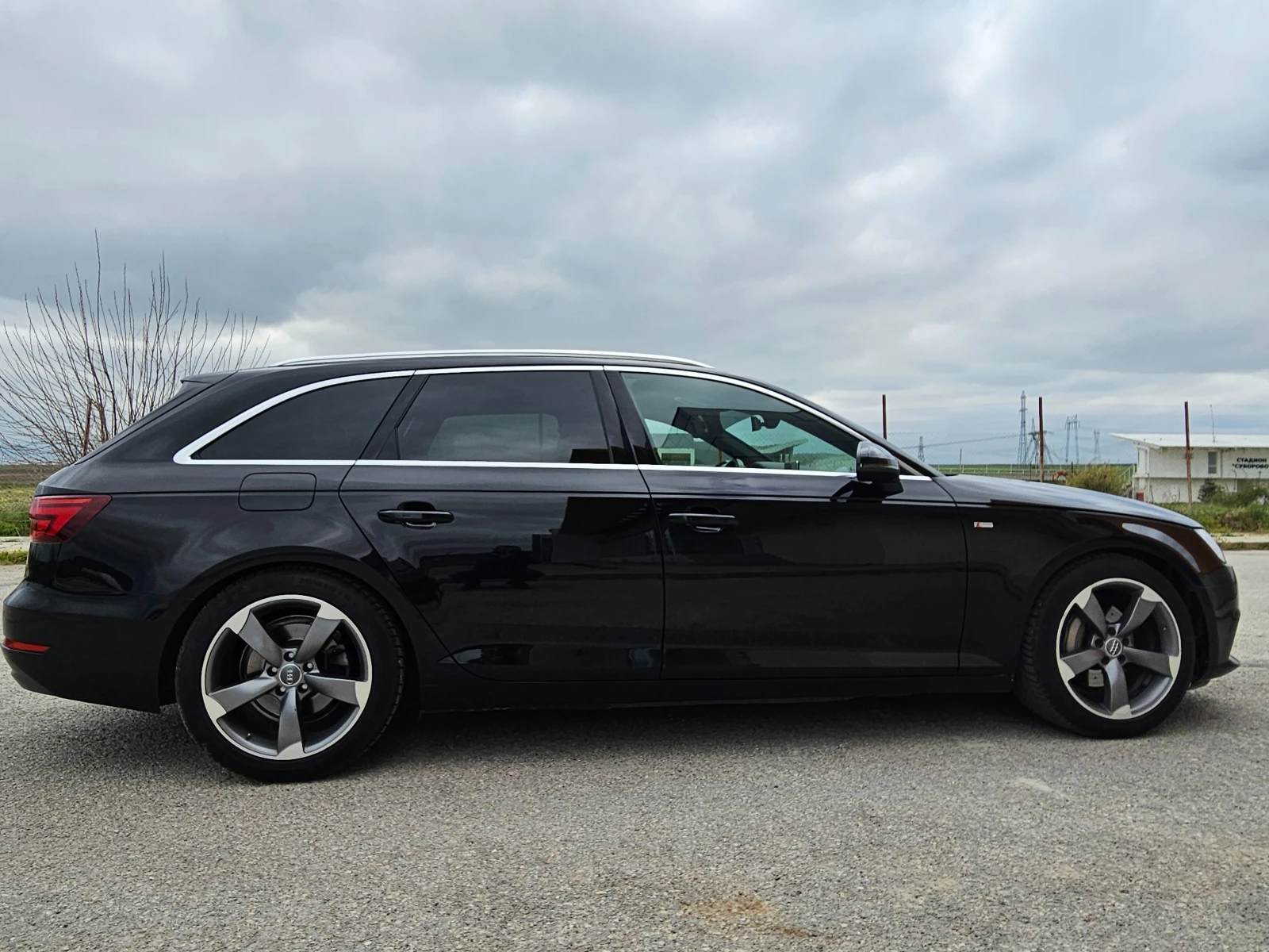 Audi A4 B9 - изображение 4