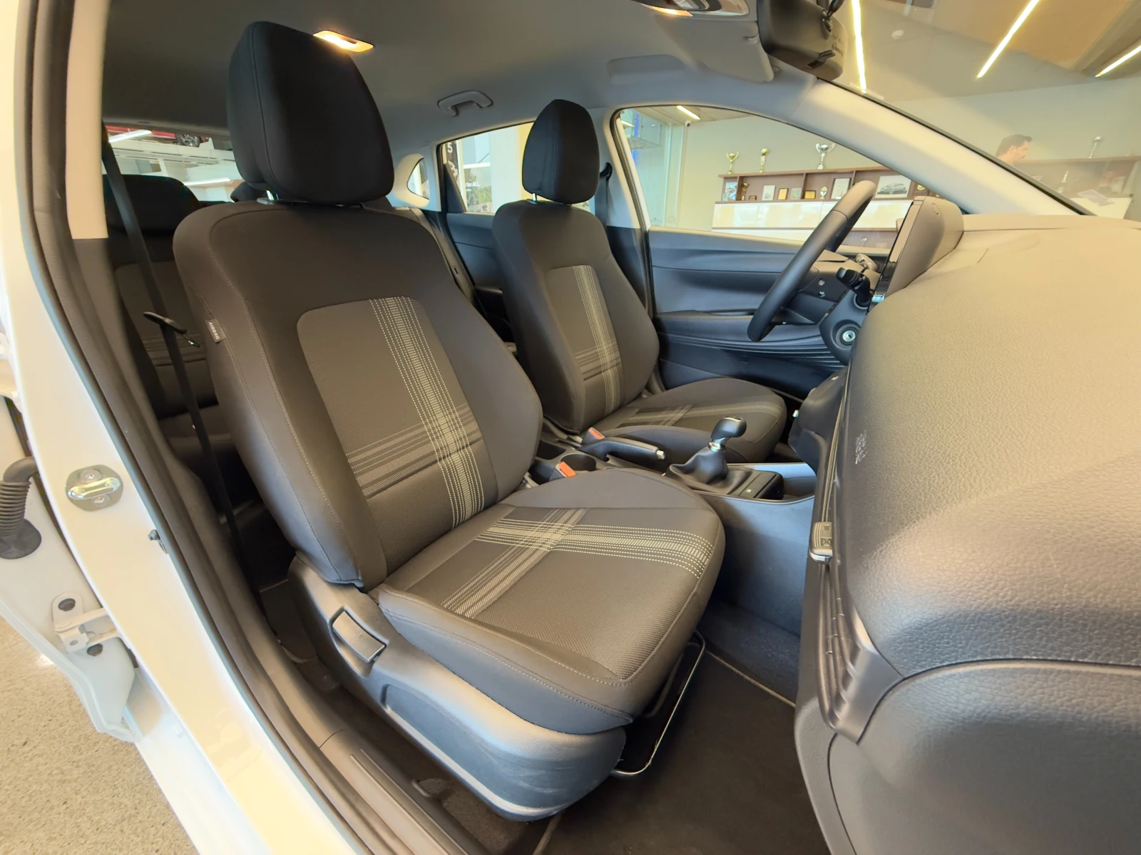 Hyundai I20 BUSINESS - изображение 8