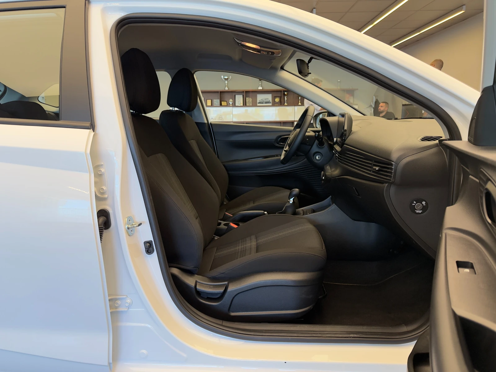 Hyundai I20 BUSINESS - изображение 7