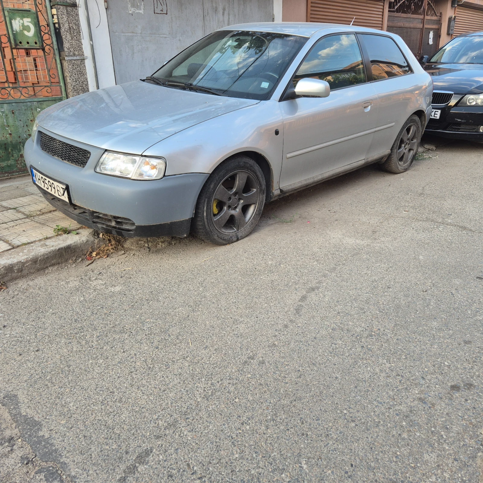 Audi A3 1.8 - изображение 2
