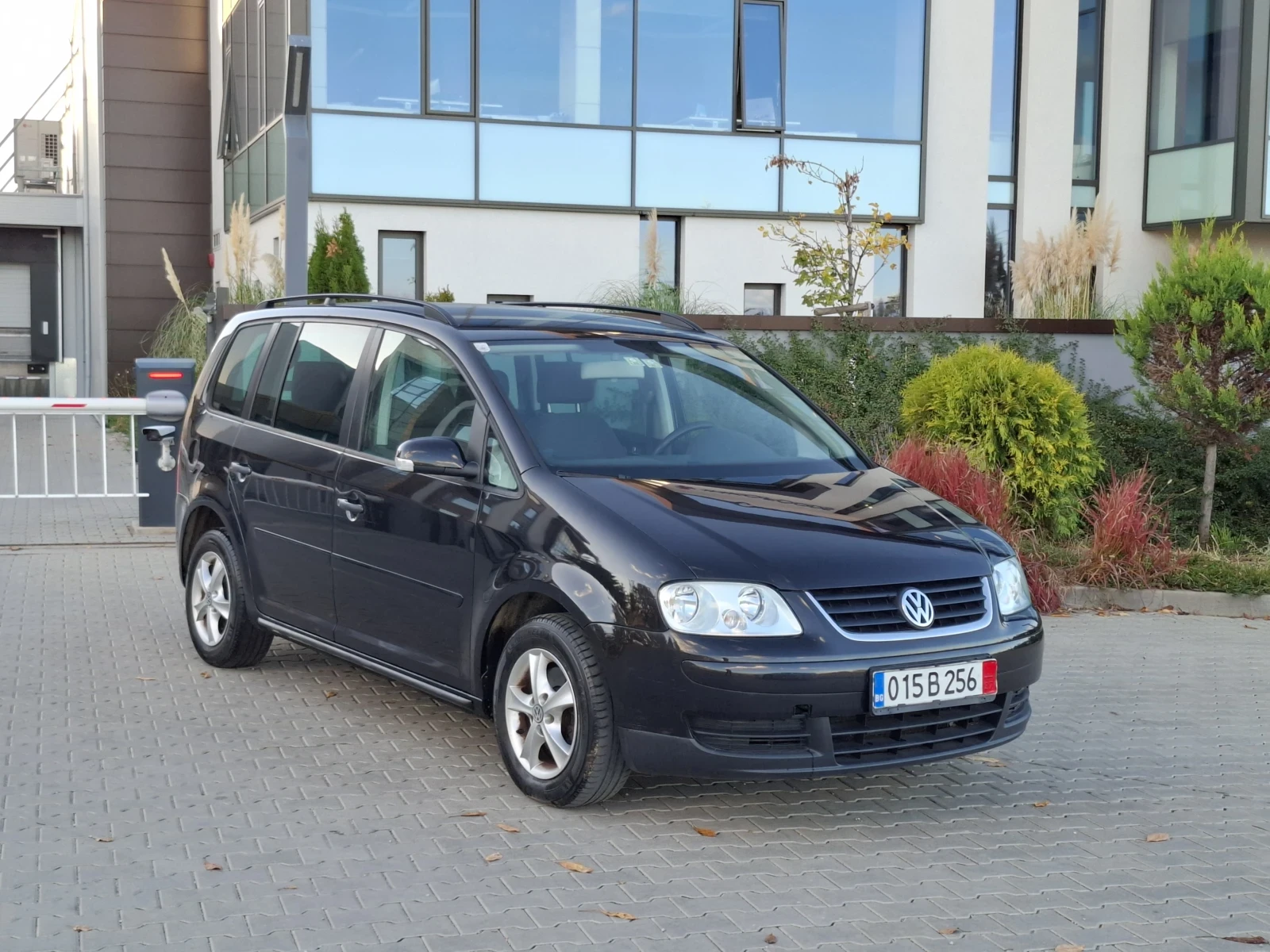 VW Touran 1.9TDI* (105кс)* * KLIMATRONIK* НОВ ВНОС*  | Mobile.bg — изображение 10