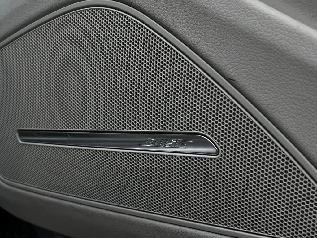 Audi A8 * 4dr Sdn 3.0T * CARFAX * ��� ������������ ������ | Mobile.bg � ����������� 11