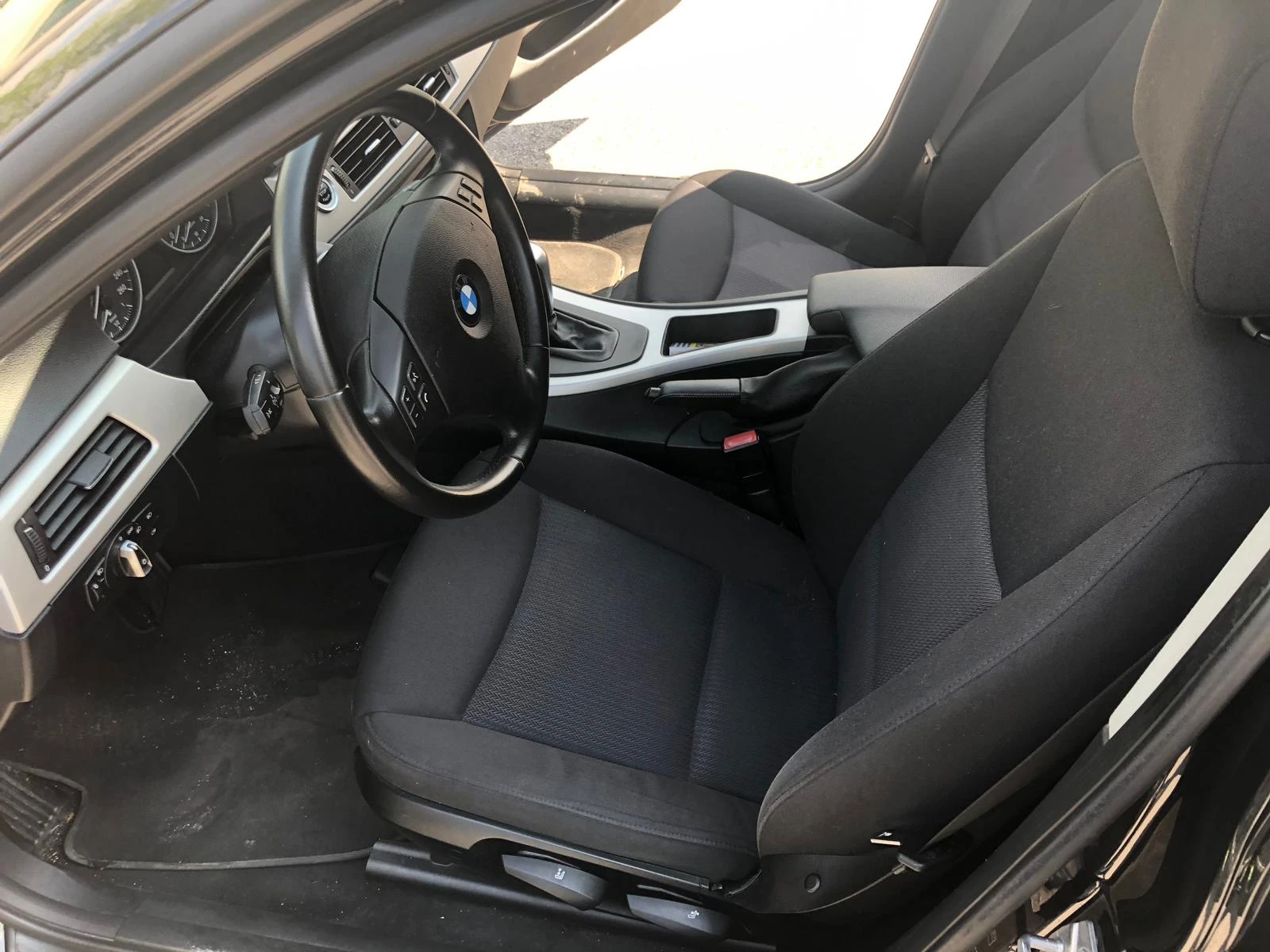 BMW 318 318d - изображение 4