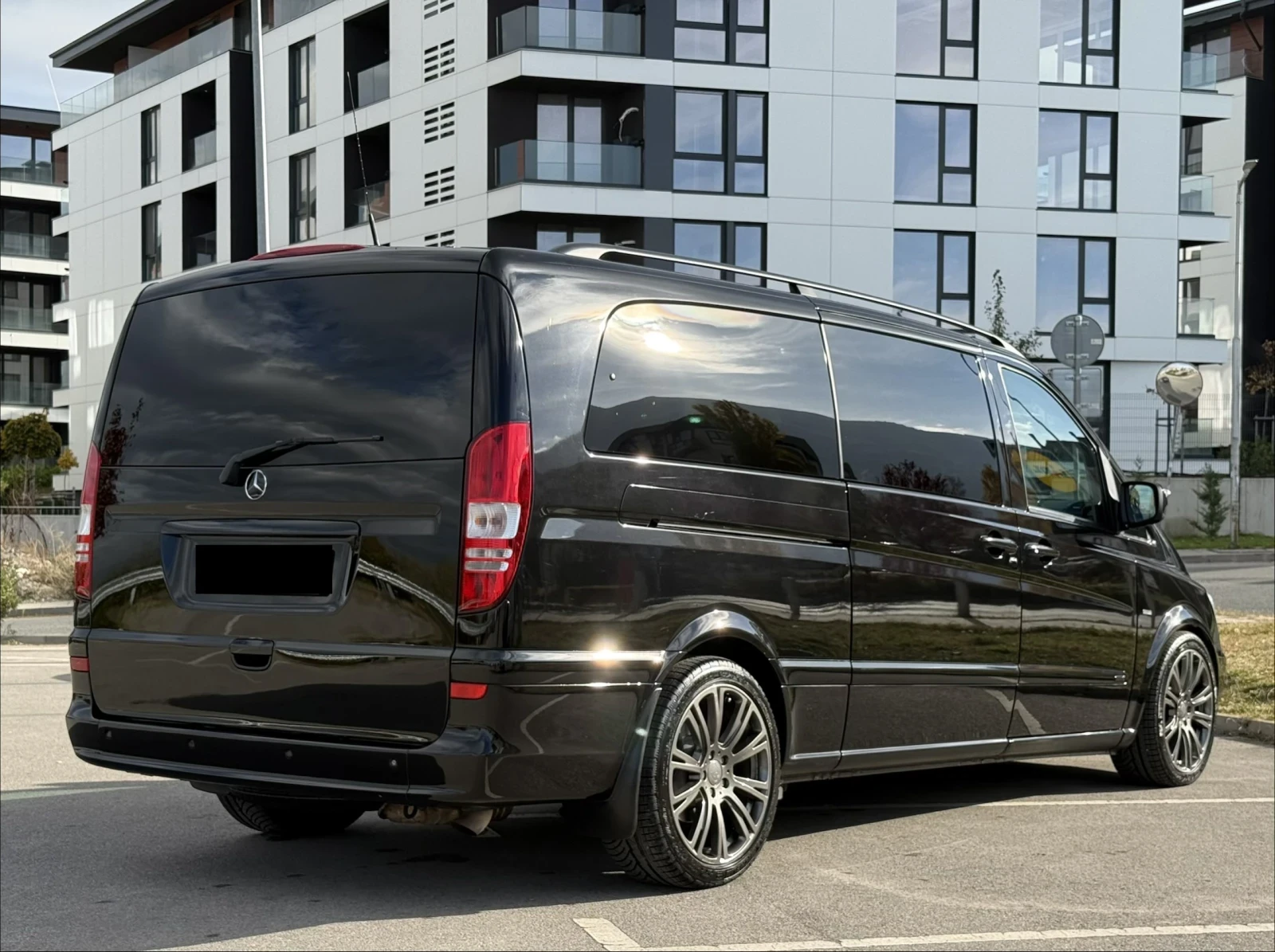 Mercedes-Benz Viano 3.5 258 к.с. BRABUS Extralang - изображение 5