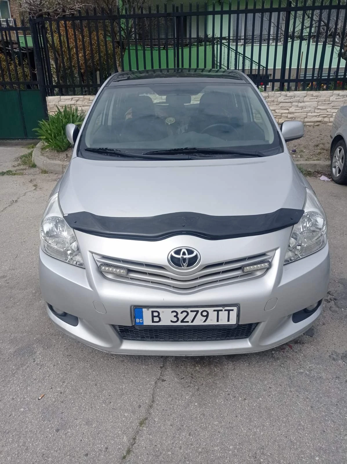 Toyota Verso, снимка 2 - Автомобили и джипове - 54186355