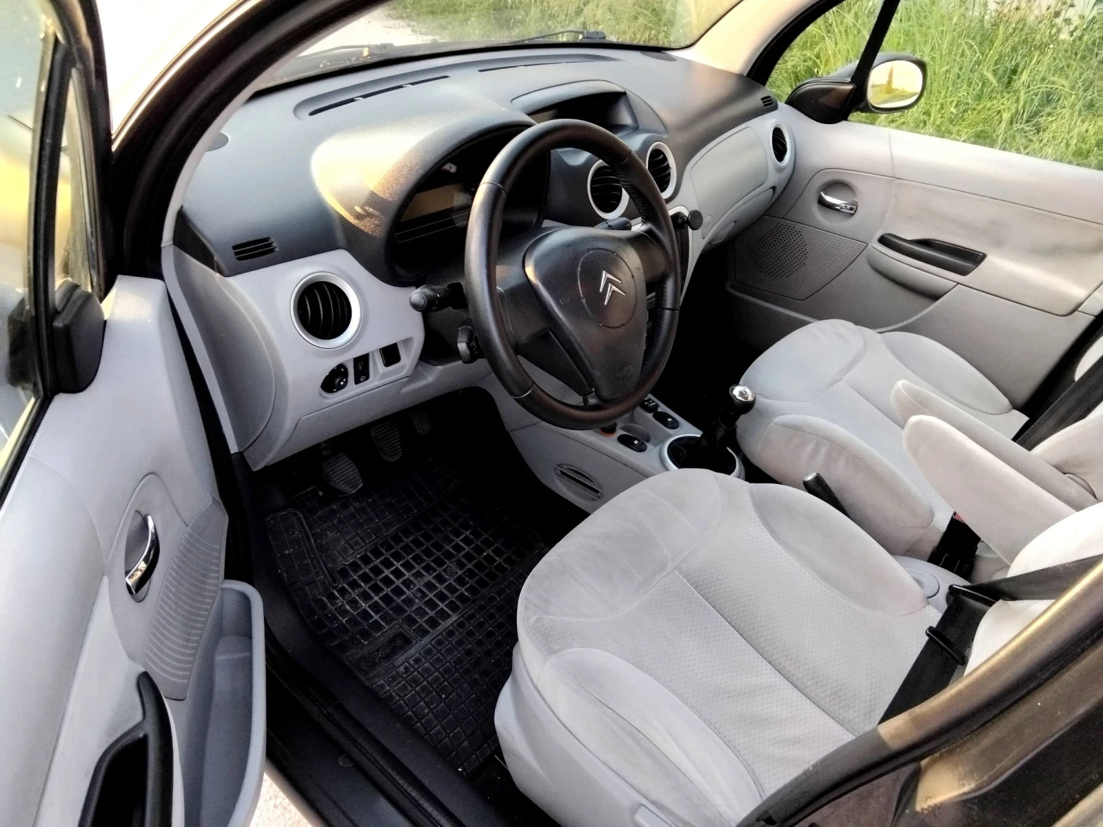 Citroen C3 1.4i.75k + КЛИМА + ГАЗОВ ИНЖЕКЦИОН. 2007г , снимка 14 - Автомобили и джипове - 54664479