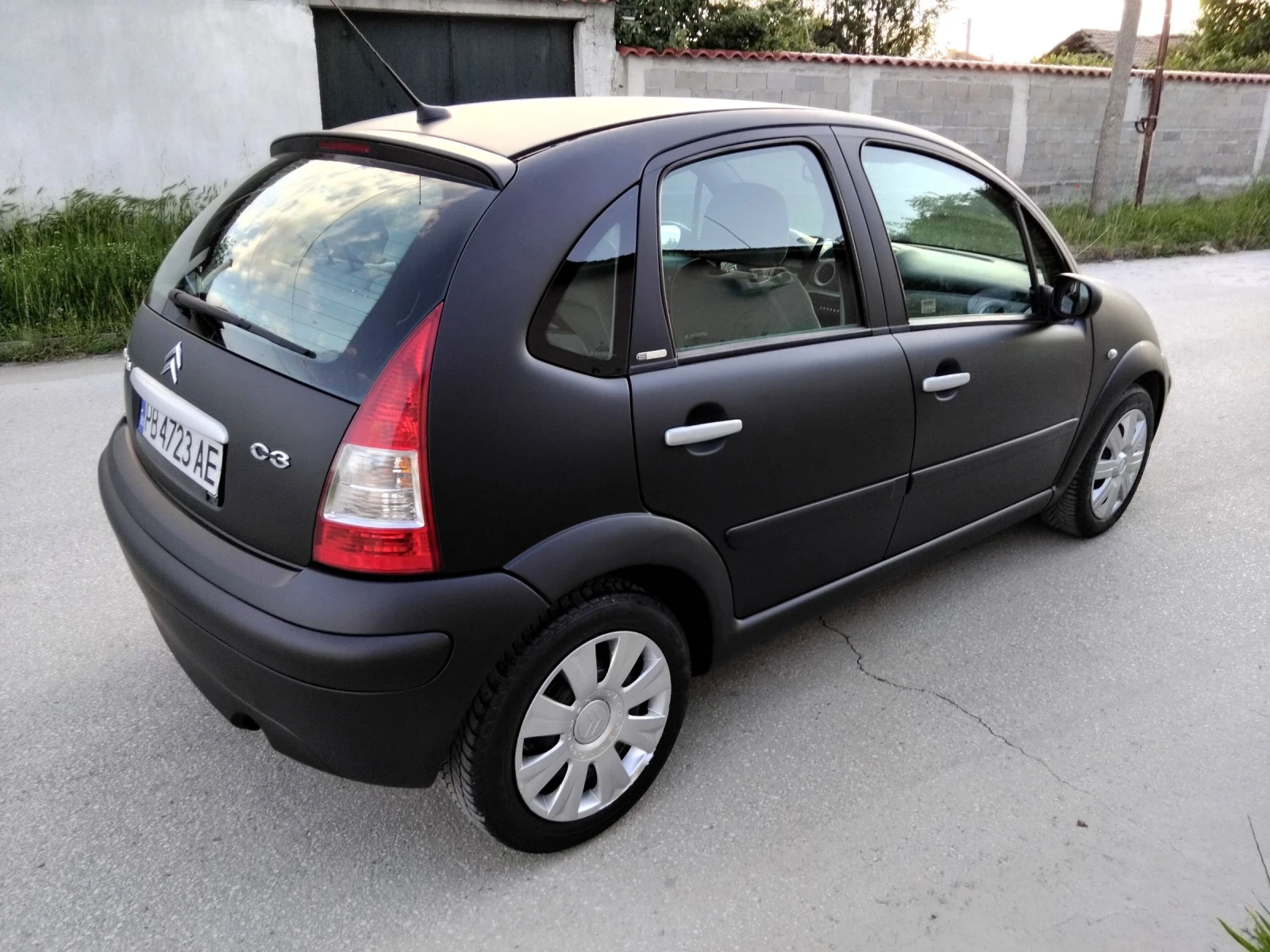 Citroen C3 1.4i.75k + КЛИМА + ГАЗОВ ИНЖЕКЦИОН. 2007г , снимка 12 - Автомобили и джипове - 54664479