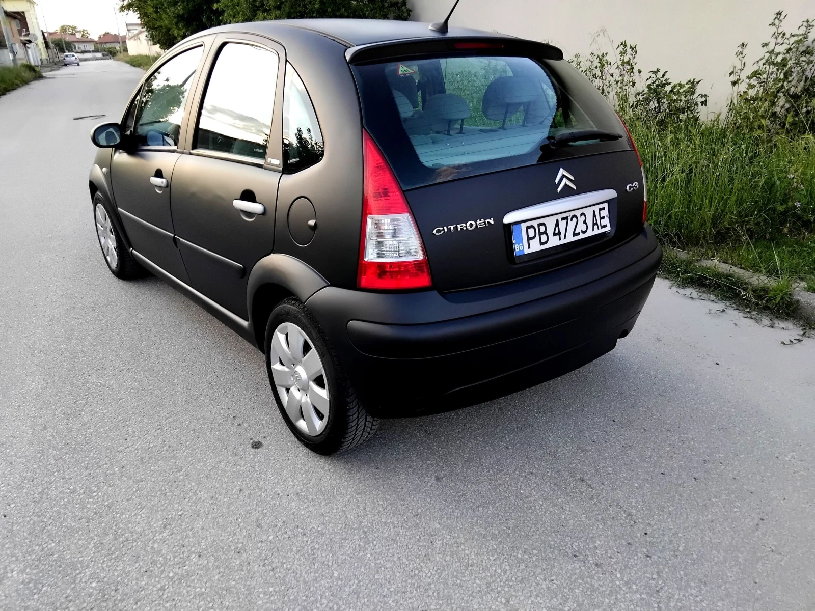 Citroen C3 1.4i.75k + КЛИМА + ГАЗОВ ИНЖЕКЦИОН. 2007г , снимка 8 - Автомобили и джипове - 54664479