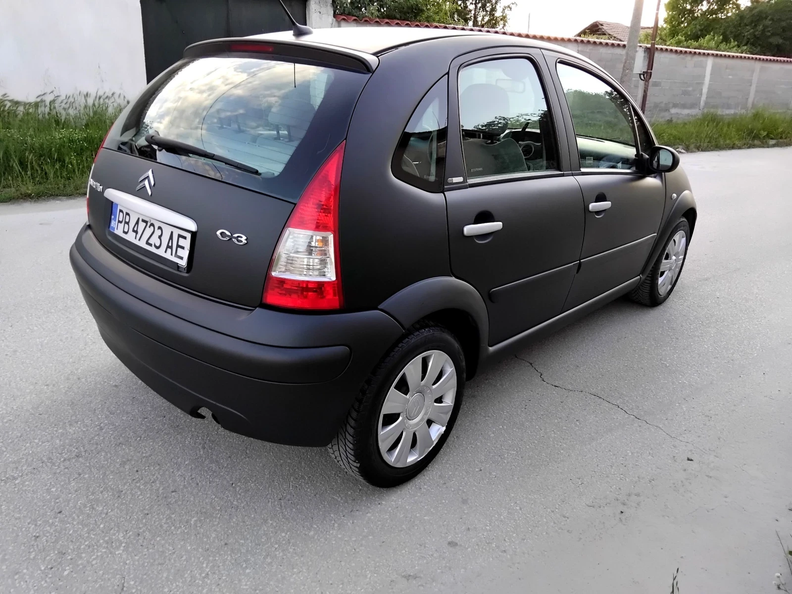 Citroen C3 1.4i.75k + КЛИМА + ГАЗОВ ИНЖЕКЦИОН. 2007г , снимка 3 - Автомобили и джипове - 54664479