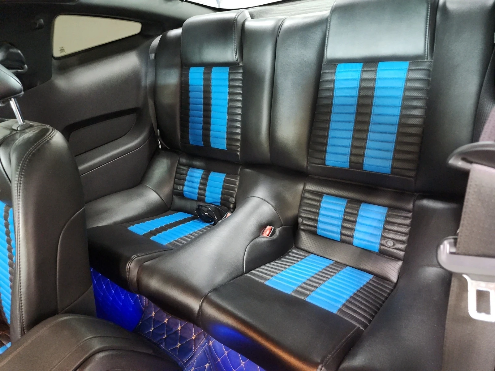 Ford Mustang GT500 * * CARFAX * * АВТО КРЕДИТ * * , снимка 8 - Автомобили и джипове - 54903736