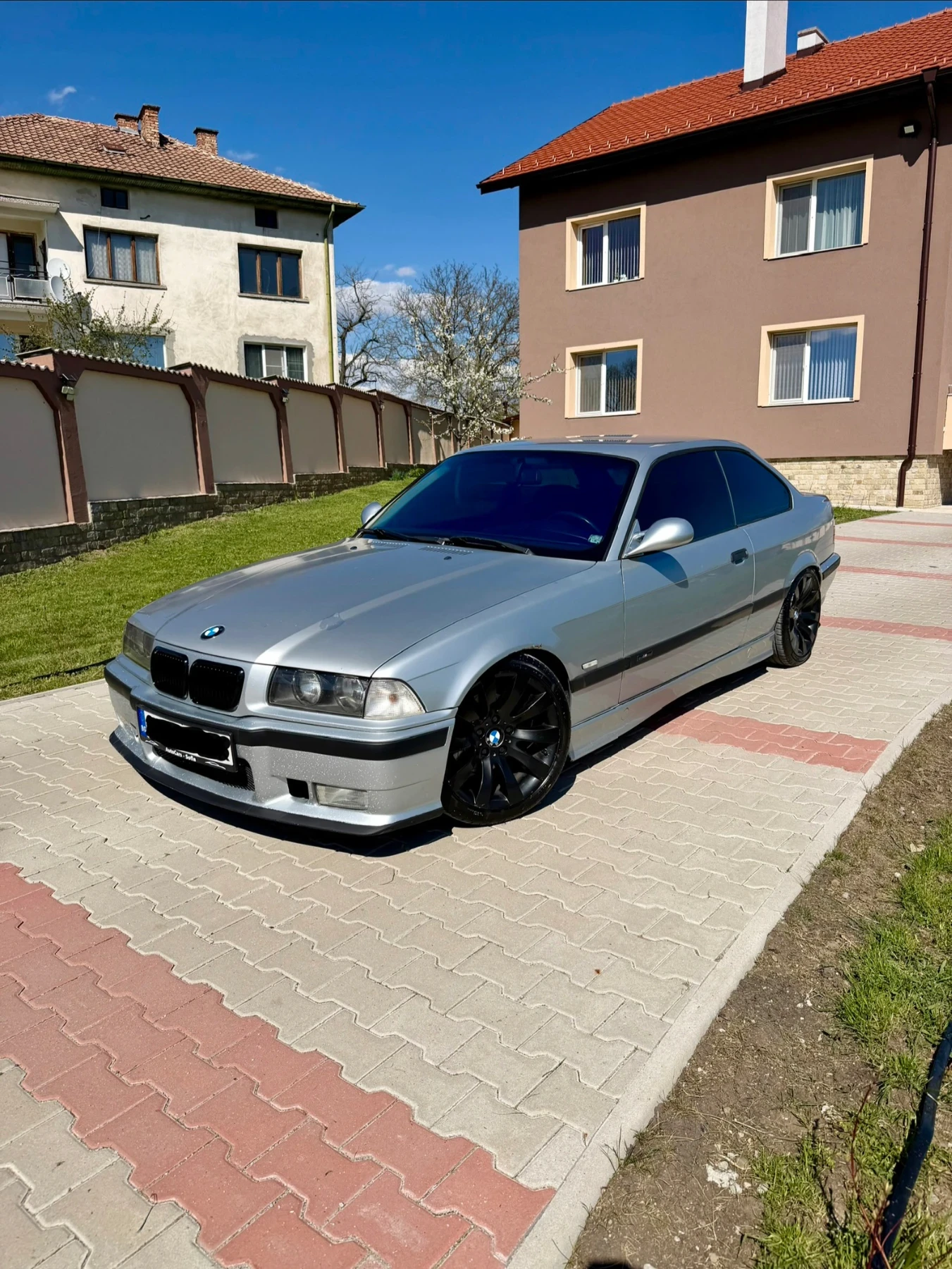 BMW 318 1.8 is